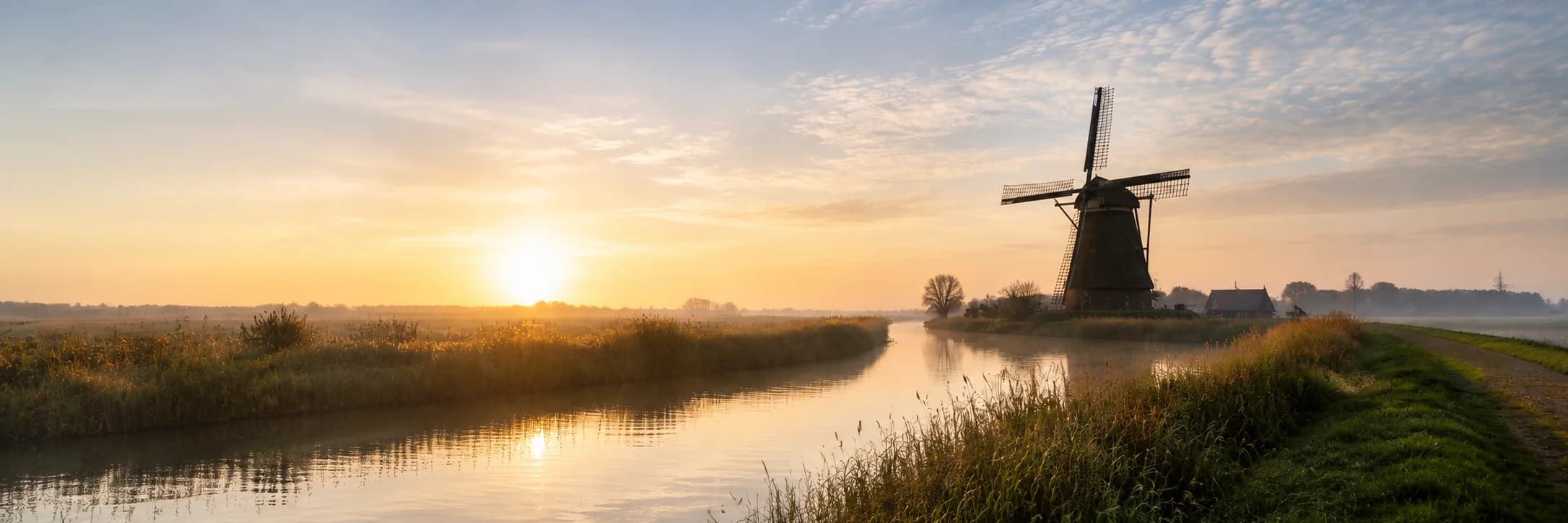 Zenth Capital conceptueel Nederlands landschap met molen en ochtendlicht